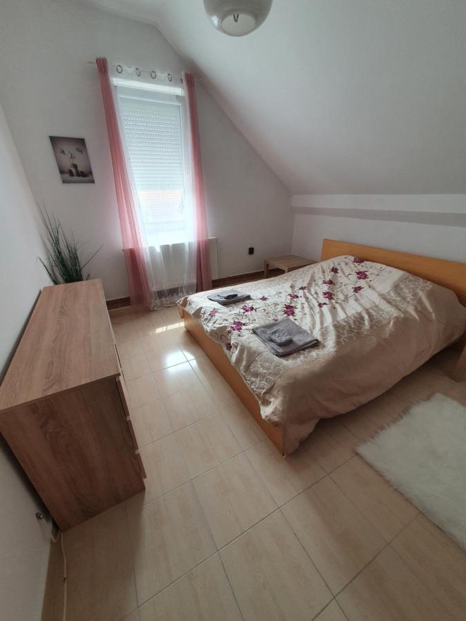 Sóstó Apartman Székesfehérvár Exterior foto