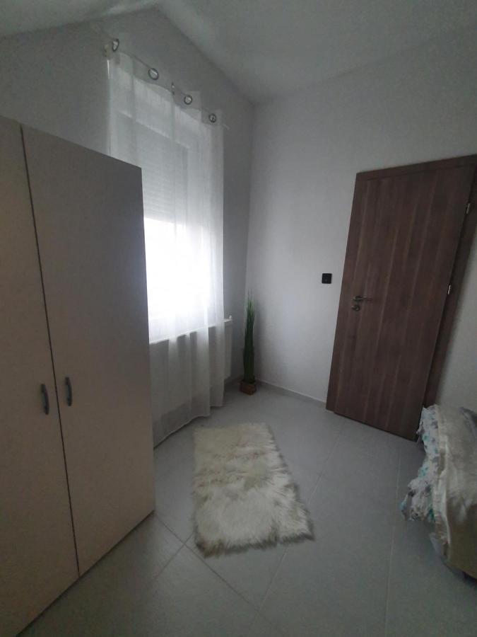 Sóstó Apartman Székesfehérvár Exterior foto